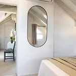 Domus