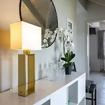 Domus