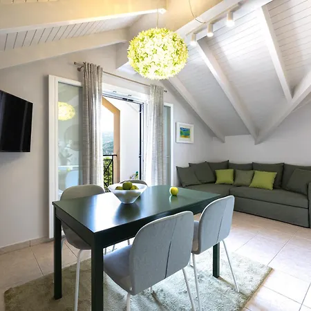 Domus Apartment