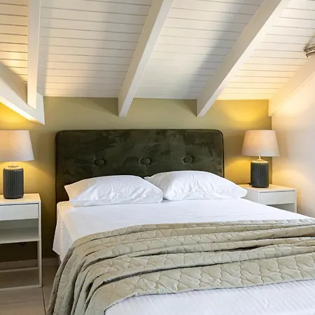 Domus Apartamento